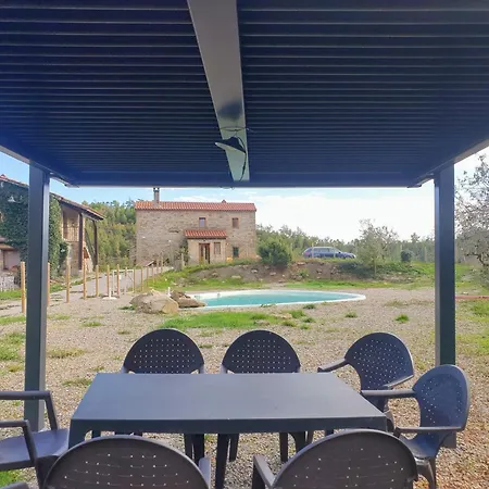 Masia La Clariana בקתה *